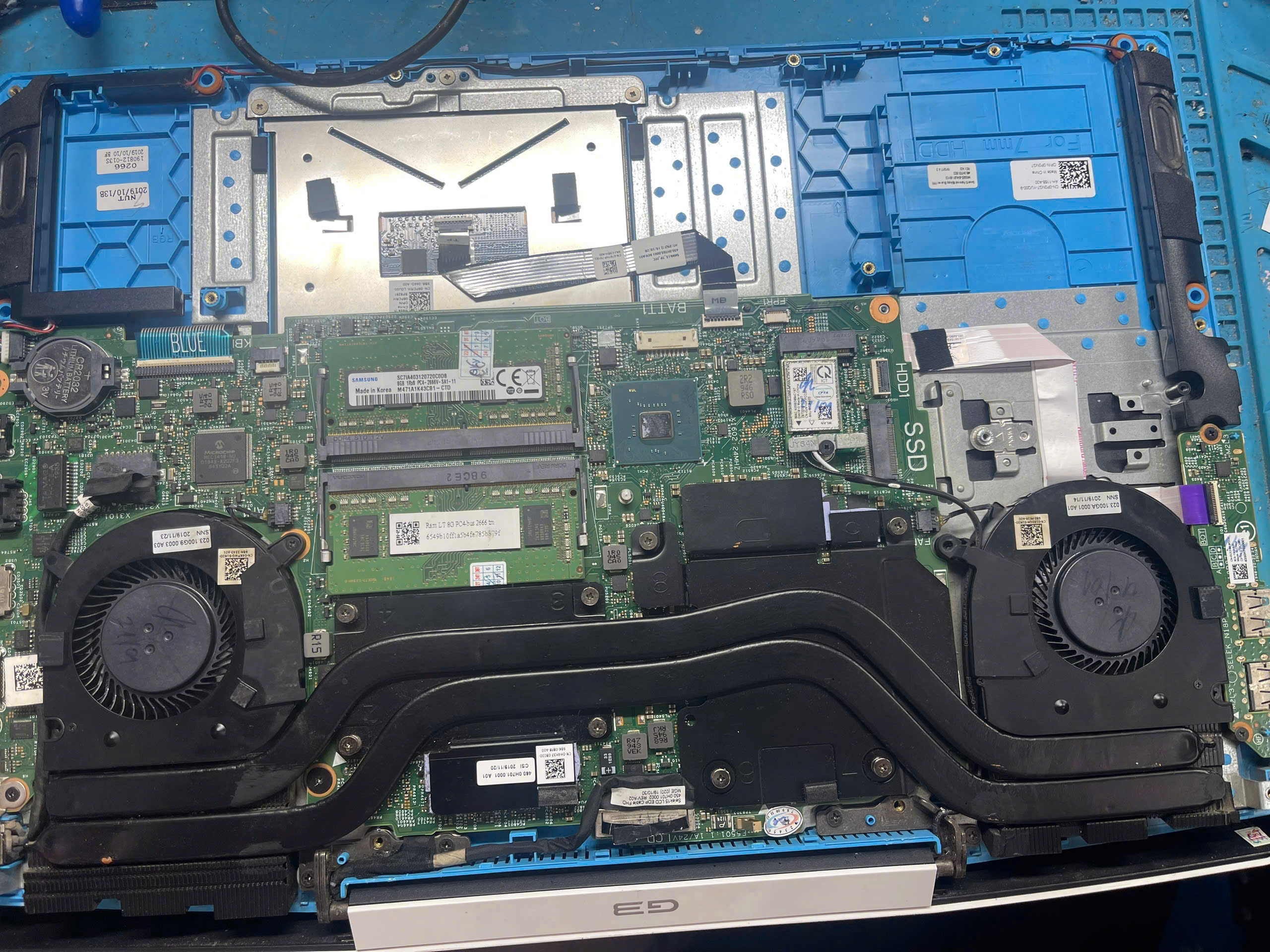 Dell G3 3590 Bị Vào Nước Bật Không Lên: Cách Cứu Máy & Báo Giá Sửa Chữa
