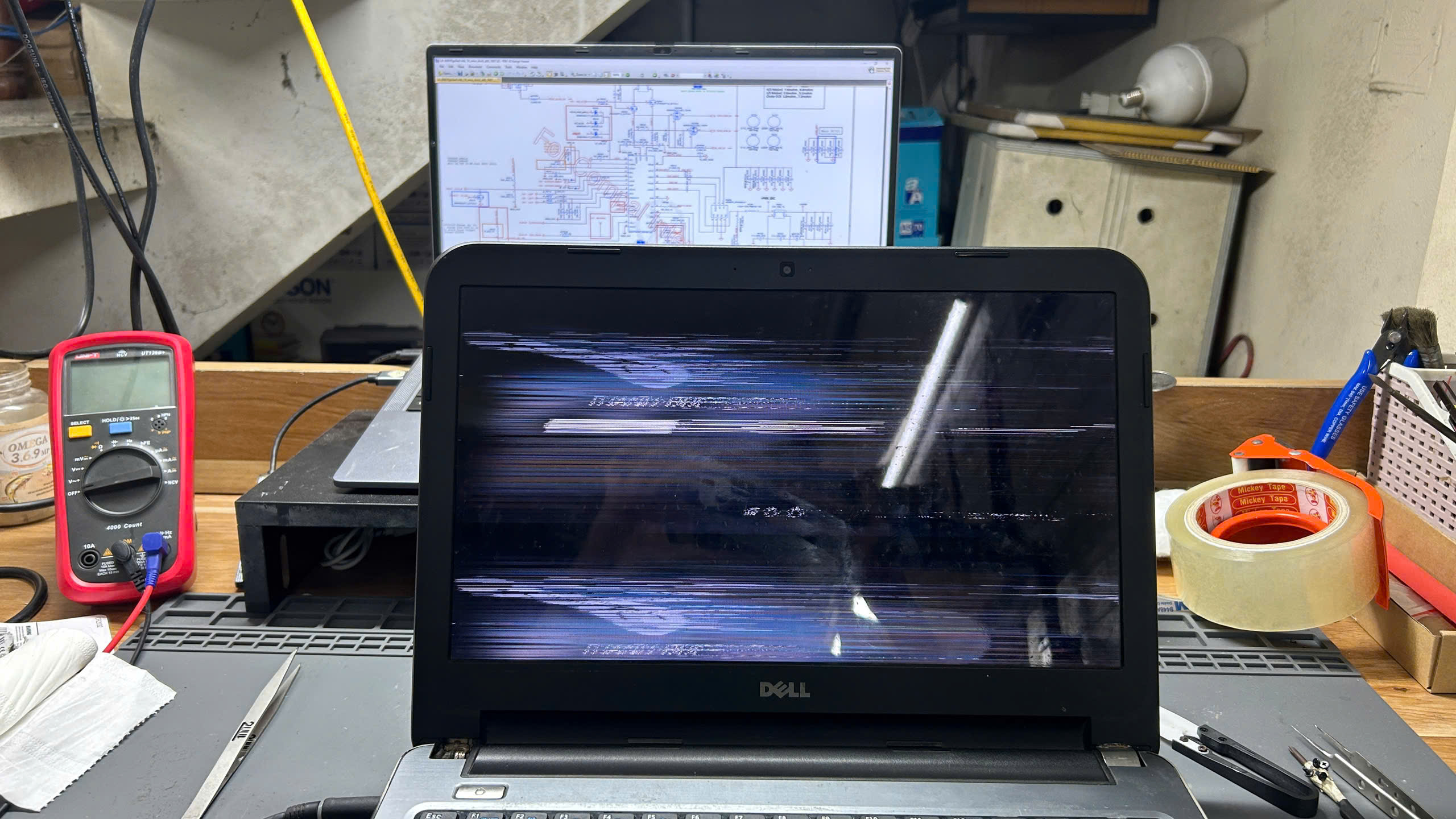 Sửa Lỗi Màn Hình Dell Inspiron 5437 Bị Nháy Chớp: Nguyên Nhân Và Cách Xử Lý Triệt Để