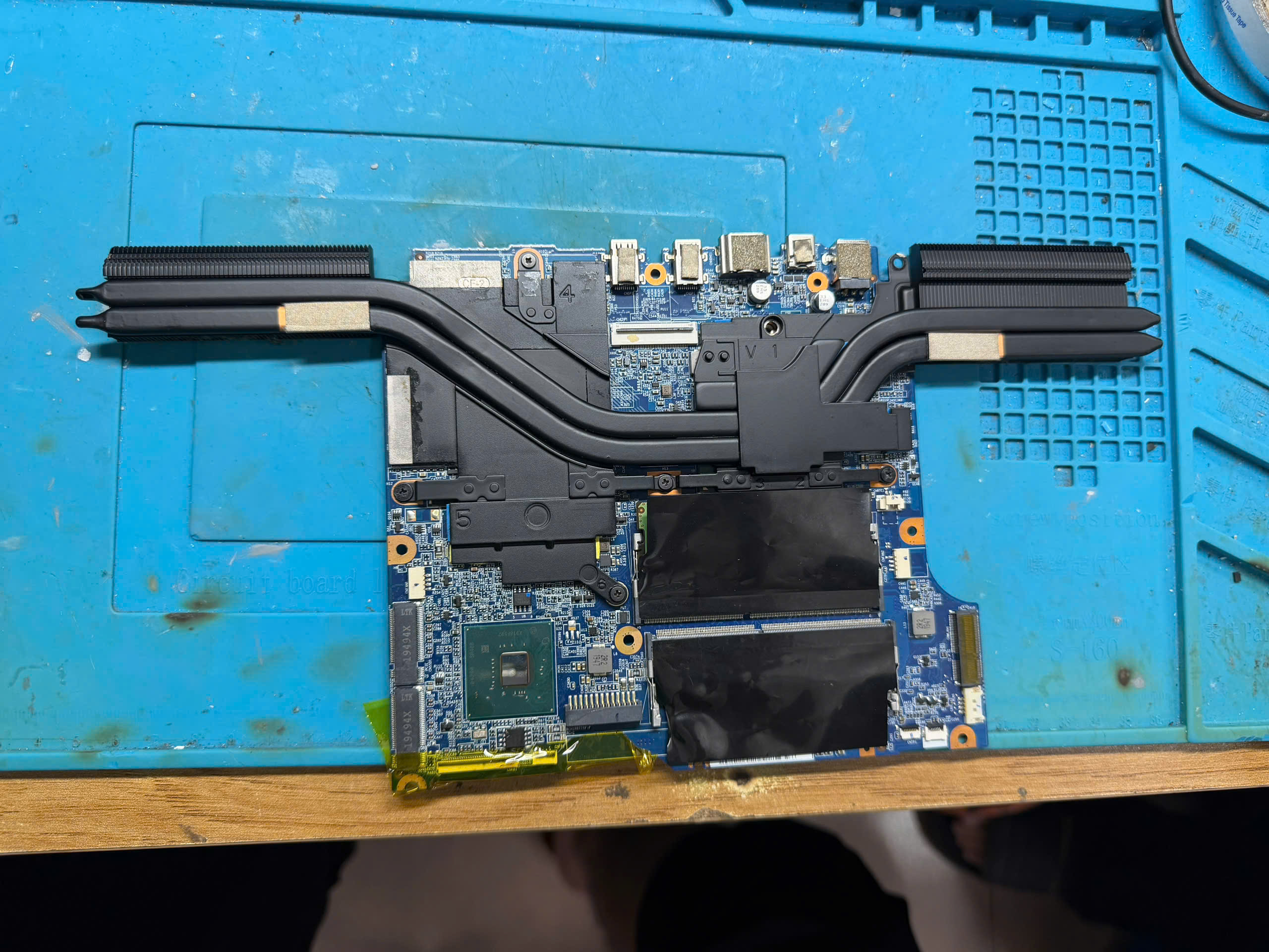 Thay Chip Nam Laptop Galleria GCR1650GF Tại Hải Dương